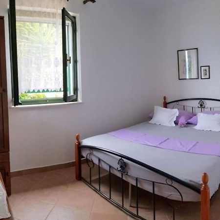 Holiday House Jakov Gdinj Extérieur photo